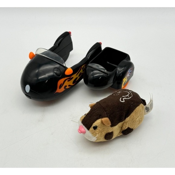 The Unbranded Brand Other - Zhu Zhu Pets Tex Hamster w/ Black Flames Hamcycle & Sidecar Set Interactive Toy